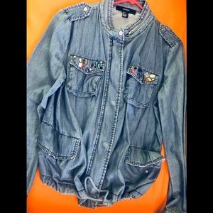 Forever 21 loose fitting jean jacket 💥